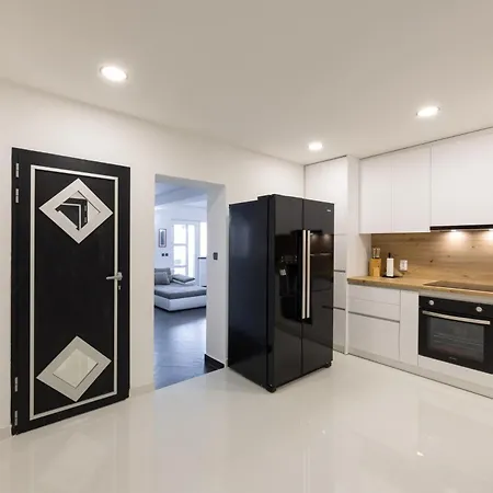 Luxury Irina With Private Heated Pool Srinjine