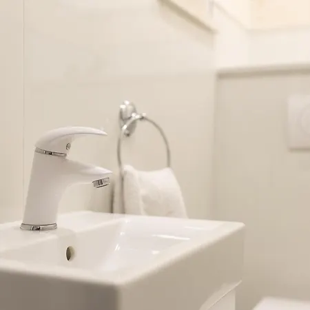 Luxury Irina With Private Heated Pool Apartmán