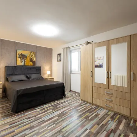 Apartmán Luxury Irina With Private Heated Pool Srinjine