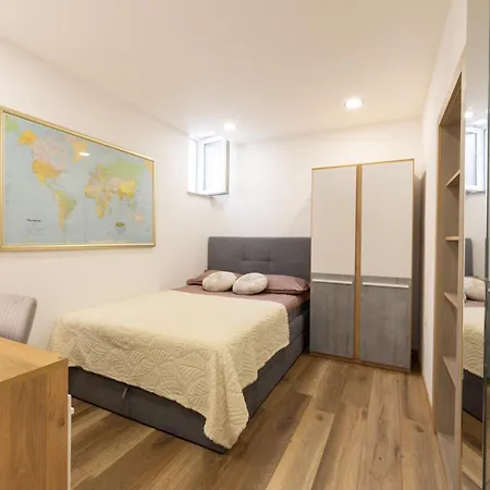 Luxury Irina With Private Heated Pool Apartmán *