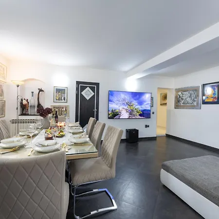 Luxury Irina With Private Heated Pool