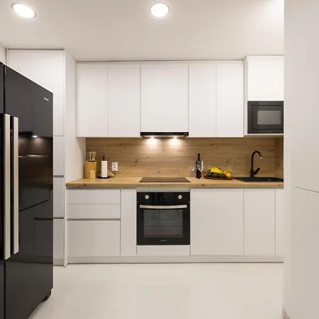 Luxury Irina With Private Heated Pool Apartmán