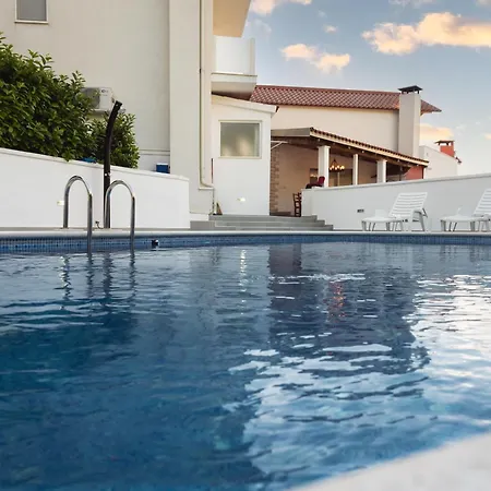 Luxury Irina With Private Heated Pool *