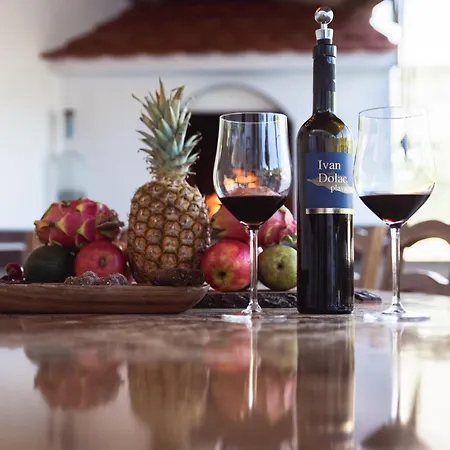 Apartmán Luxury Irina With Private Heated Pool