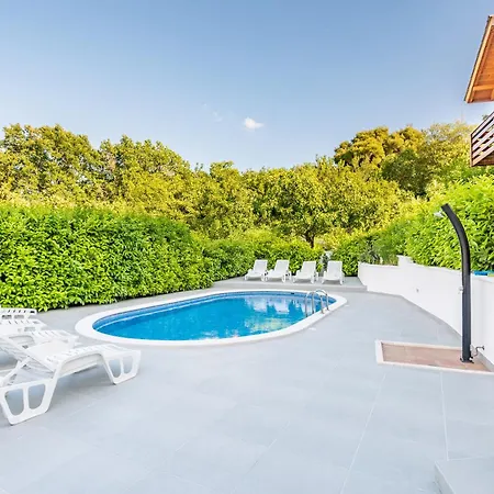 Luxury Irina With Private Heated Pool شقة Srinjine