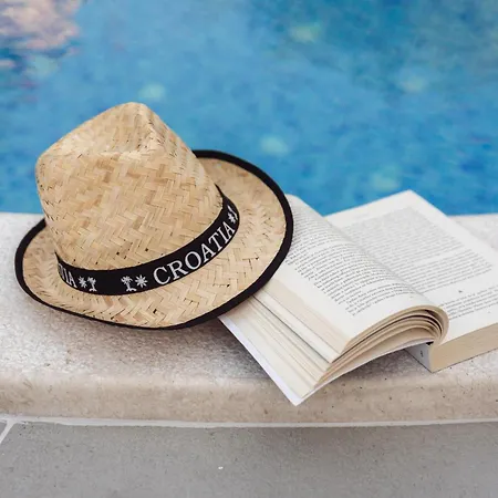 Luxury Irina With Private Heated Pool *