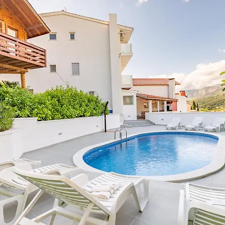 Luxury Irina With Private Heated Pool Srinjine